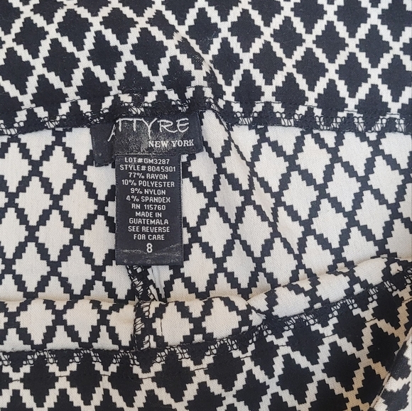 Pants - Picture 4 of 4